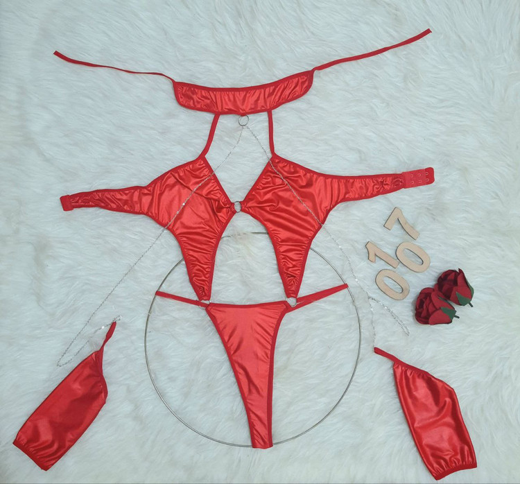 بادی فانتزی همراه دستبند زنجیردار