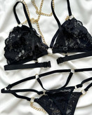 ست لباس زیر فانتزی زنانه