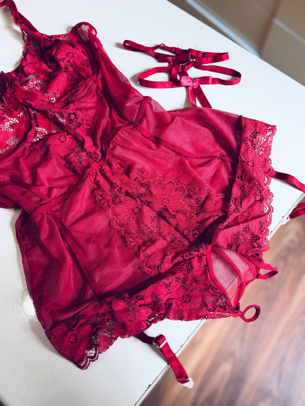 بادی فانتزی زنانه فاق باز