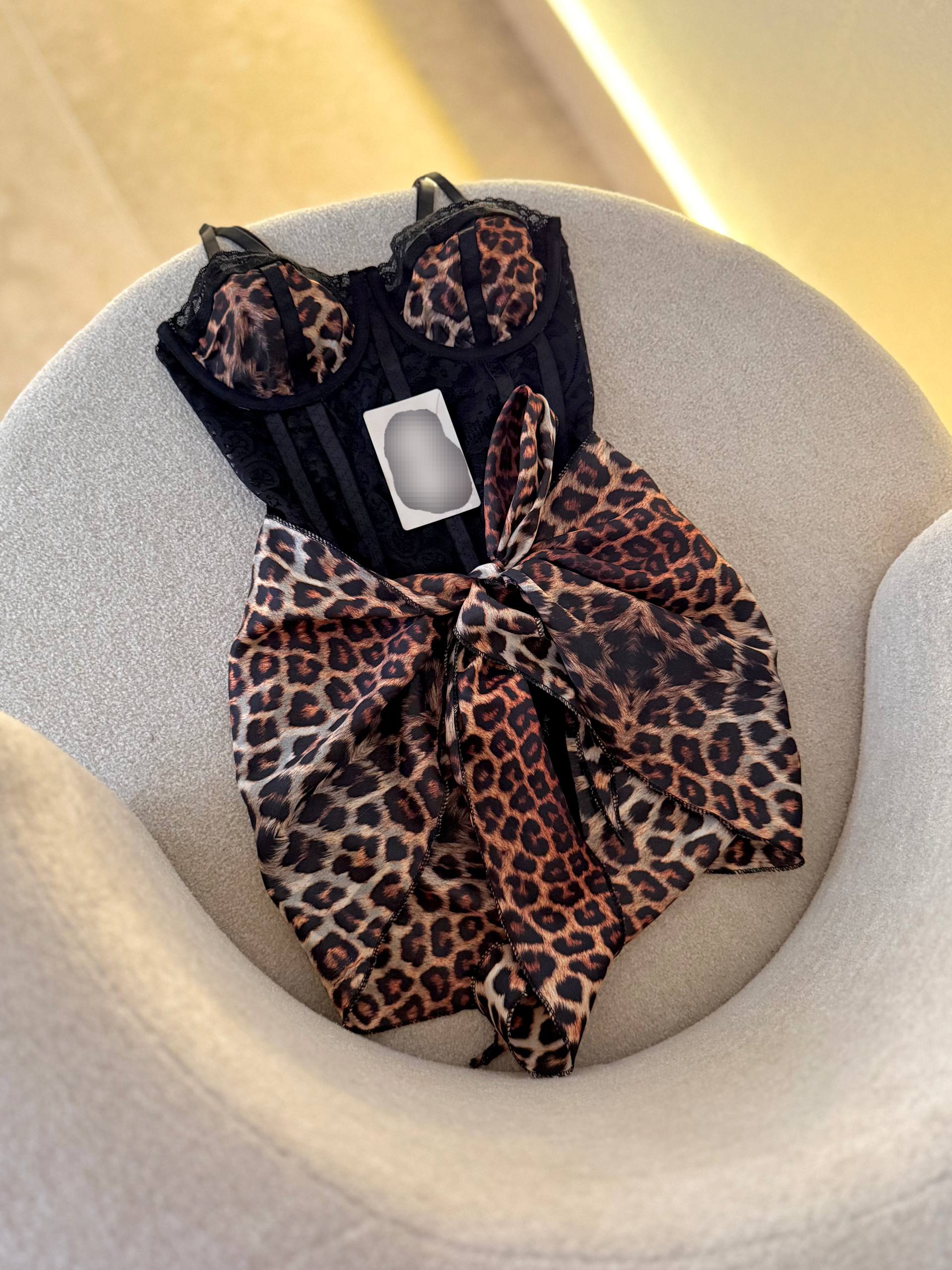 بادی زنانه فنردار فانتزی دو تکه پلنگی همراه دامن لنگی کد 8412